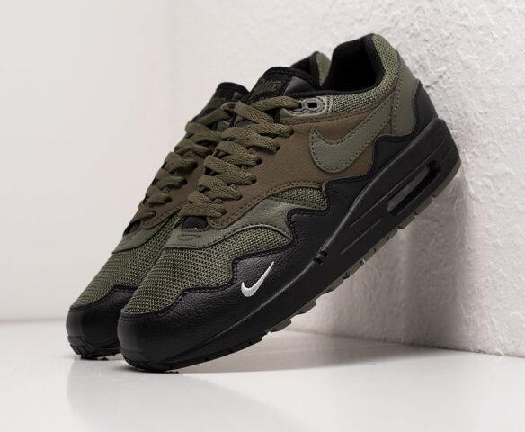 Nike Air Max 1 x Patta green