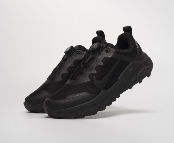 Nike Wildhorse 8 all black