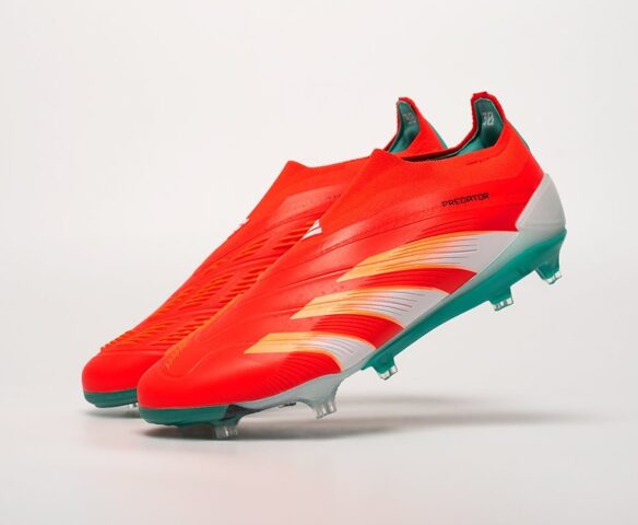 Футбольная обувь Adidas Predator Elite FG QW6