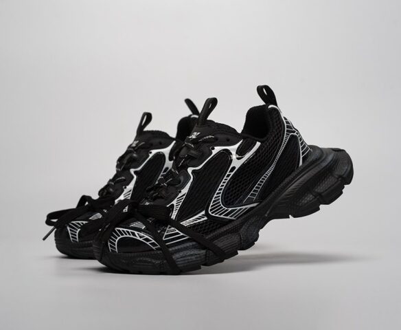 Balenciaga 3XL  black