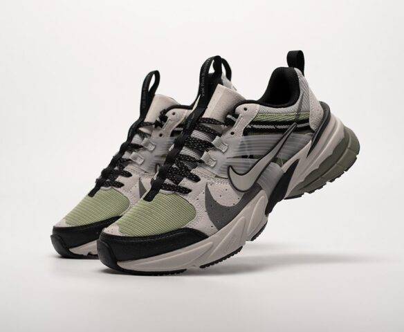 Nike V2K Run QT5