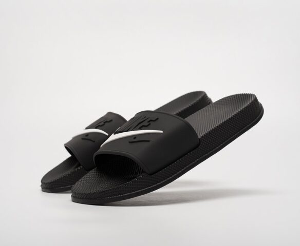 Сланцы Nike QW6