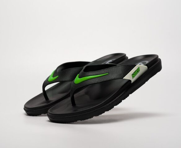Сланцы Nike QW12