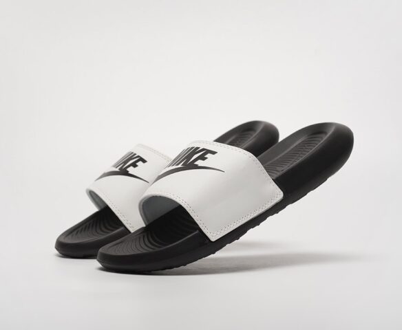 Сланцы Nike QW10