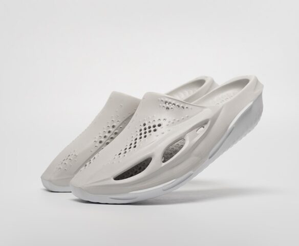 Сланцы Nike MMW 005