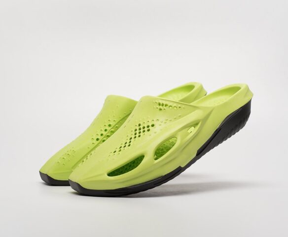 Сланцы Nike MMW 005