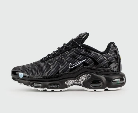 Nike Air Max Plus Tn Black / White Snake