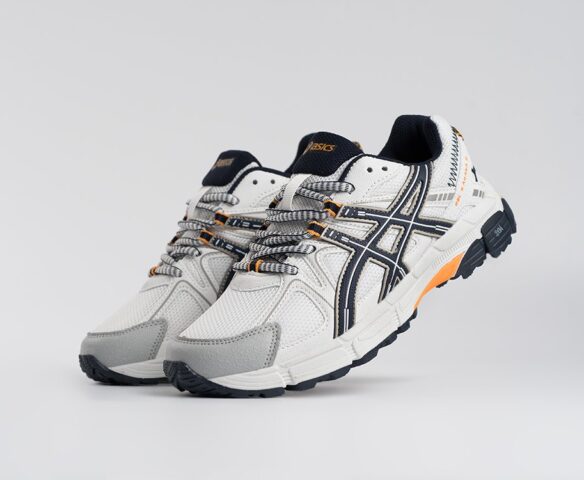 Asics Gel Kahana 8 white
